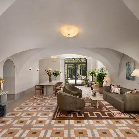 Stradom House, Autograph Collection 5* Cracovia