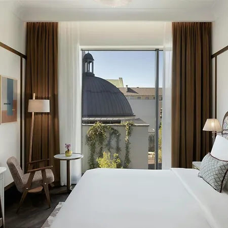 Stradom House, Autograph Collection 5*