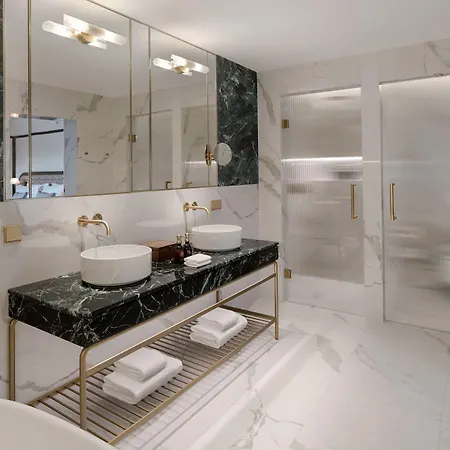 Stradom House, Autograph Collection