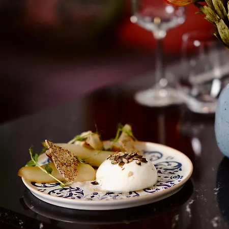 فندق Stradom House, Autograph Collection 5*