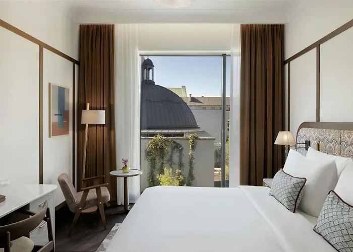 Stradom House, Autograph Collection 5*